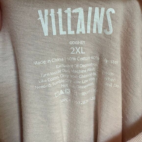 Cruella de Vil Disney Villains T-shirt Pale Pink & Gray Velvet Accent Women's 2X - Picture 3 of 6